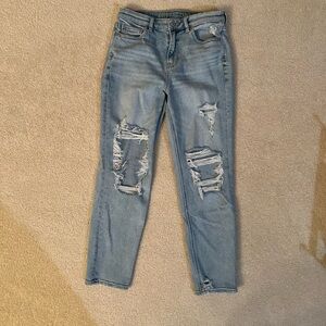 American Eagle Mom Jean